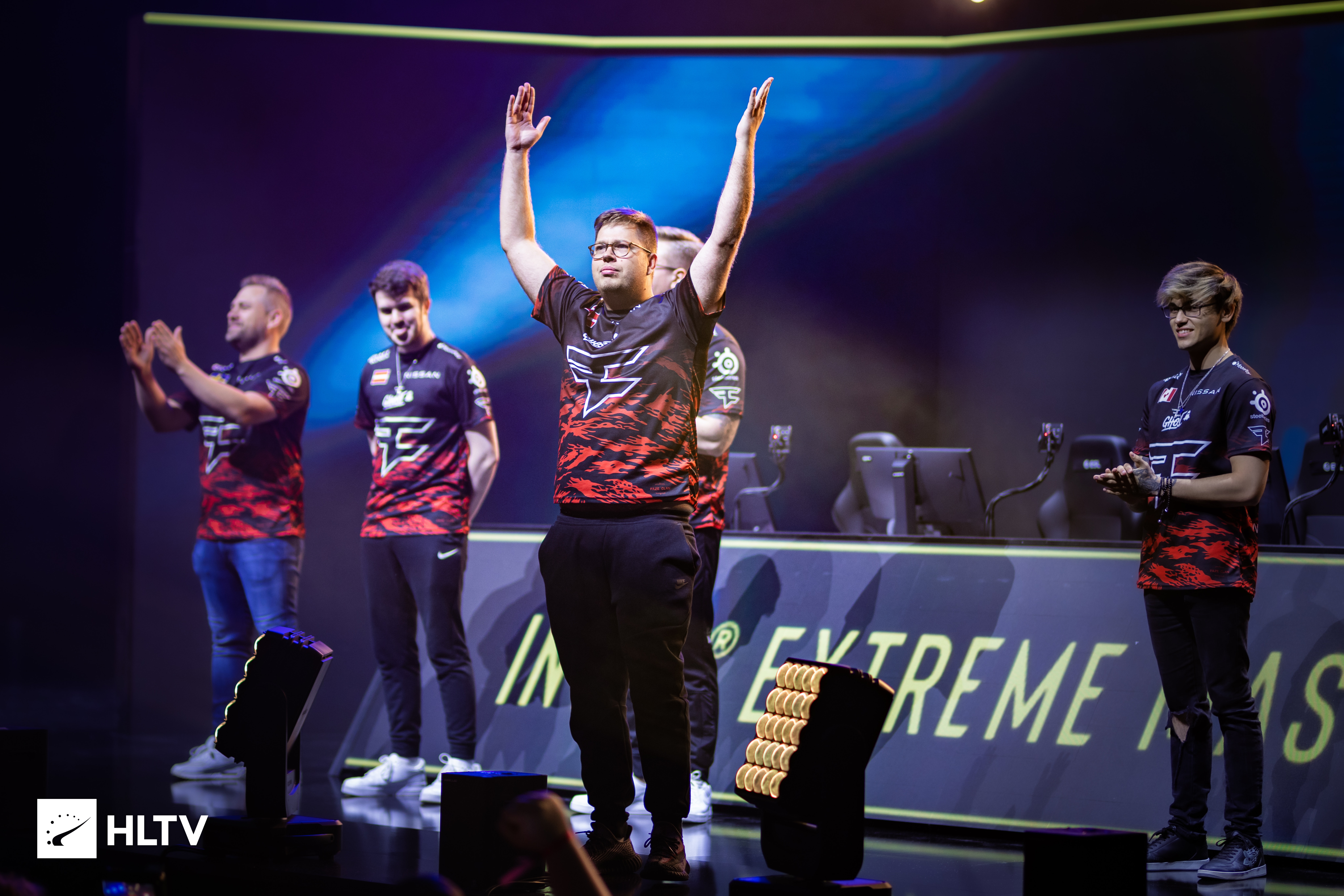 LCK各队大名单公布 ：DK中野续约 Faker仍坐镇T1中路